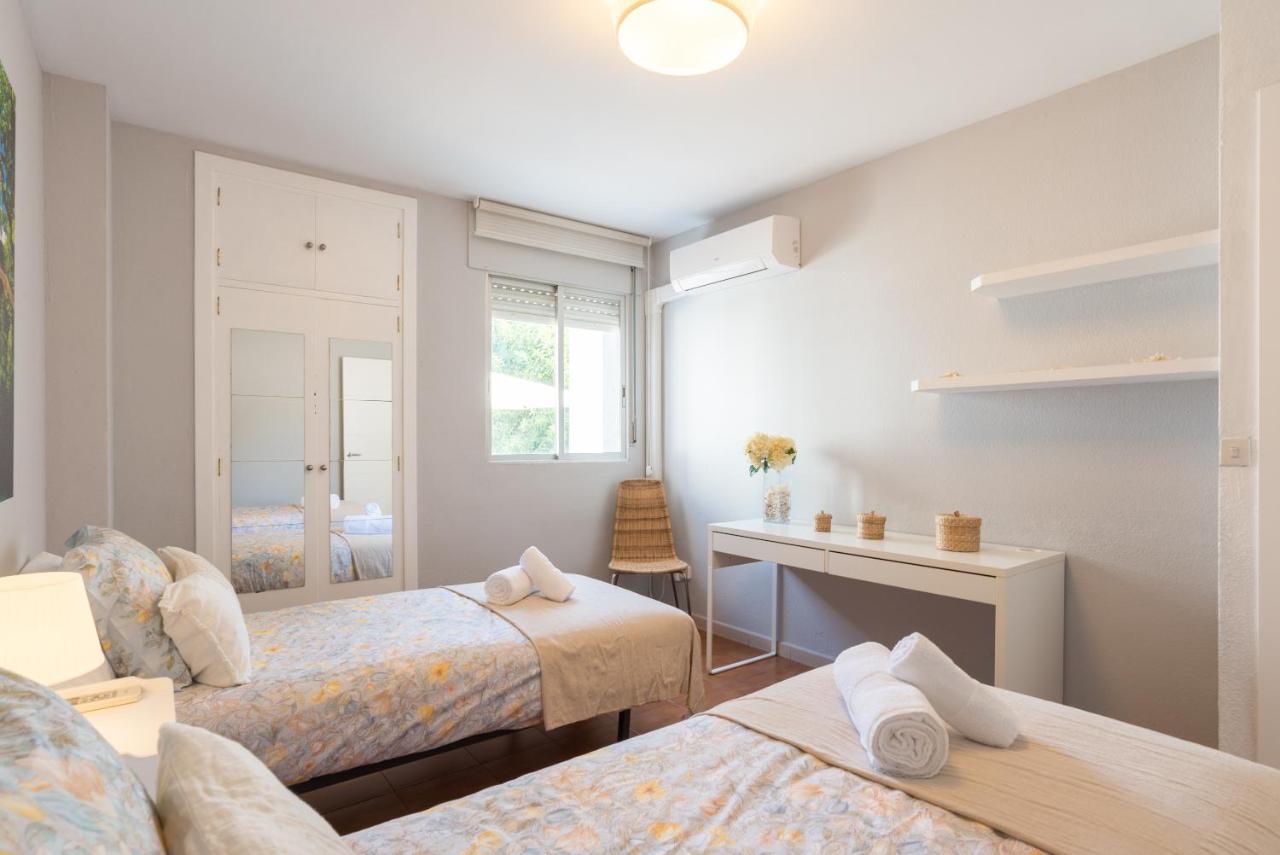 Virginia Beach & Private Terrace By Ele Apartments Malaga Luaran gambar