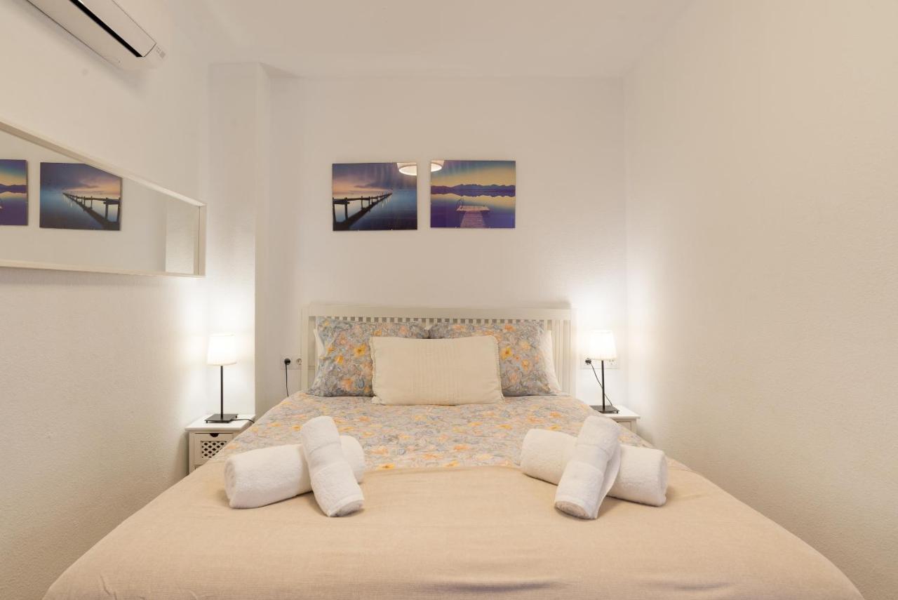 Virginia Beach & Private Terrace By Ele Apartments Malaga Luaran gambar