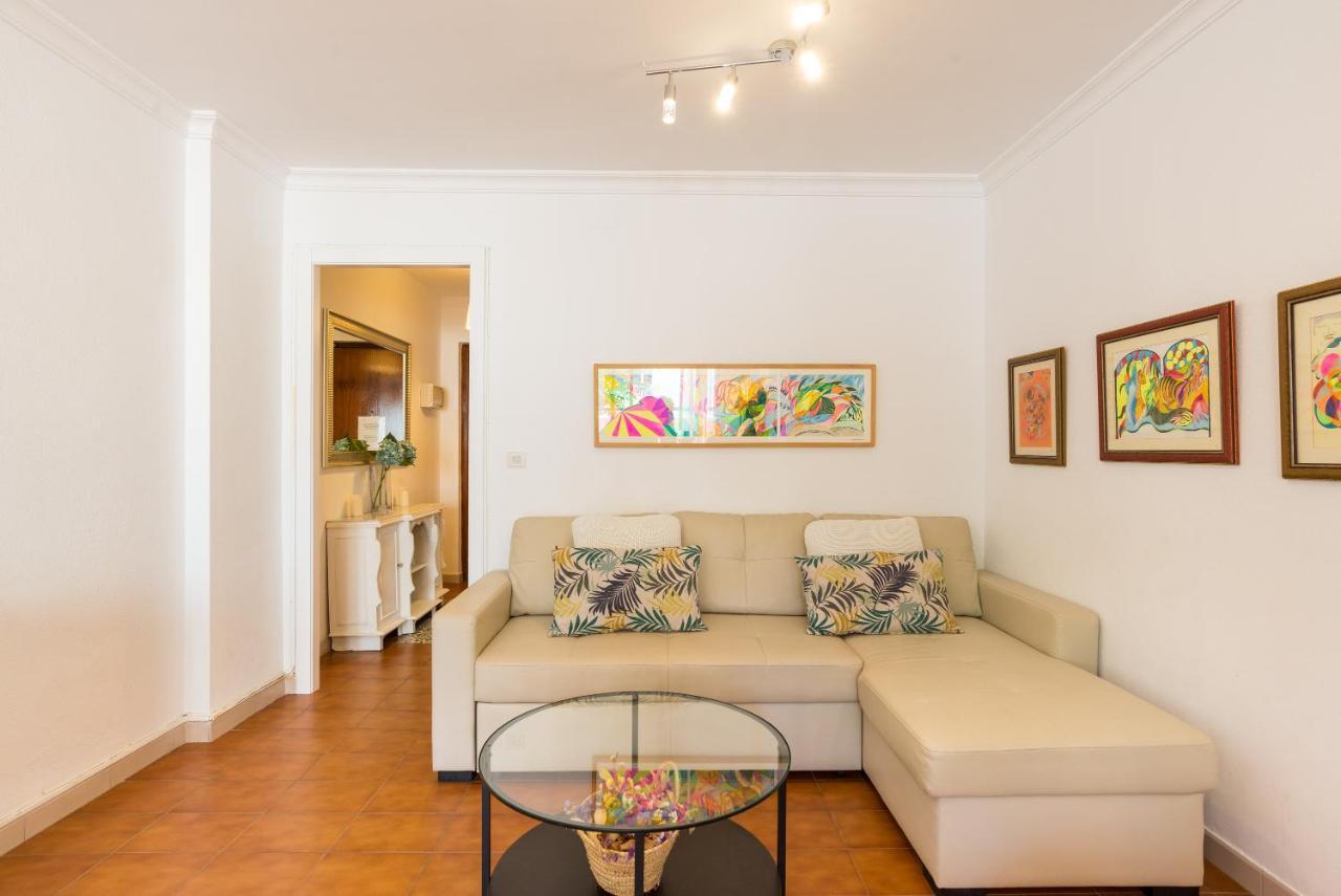 Virginia Beach & Private Terrace By Ele Apartments Malaga Luaran gambar